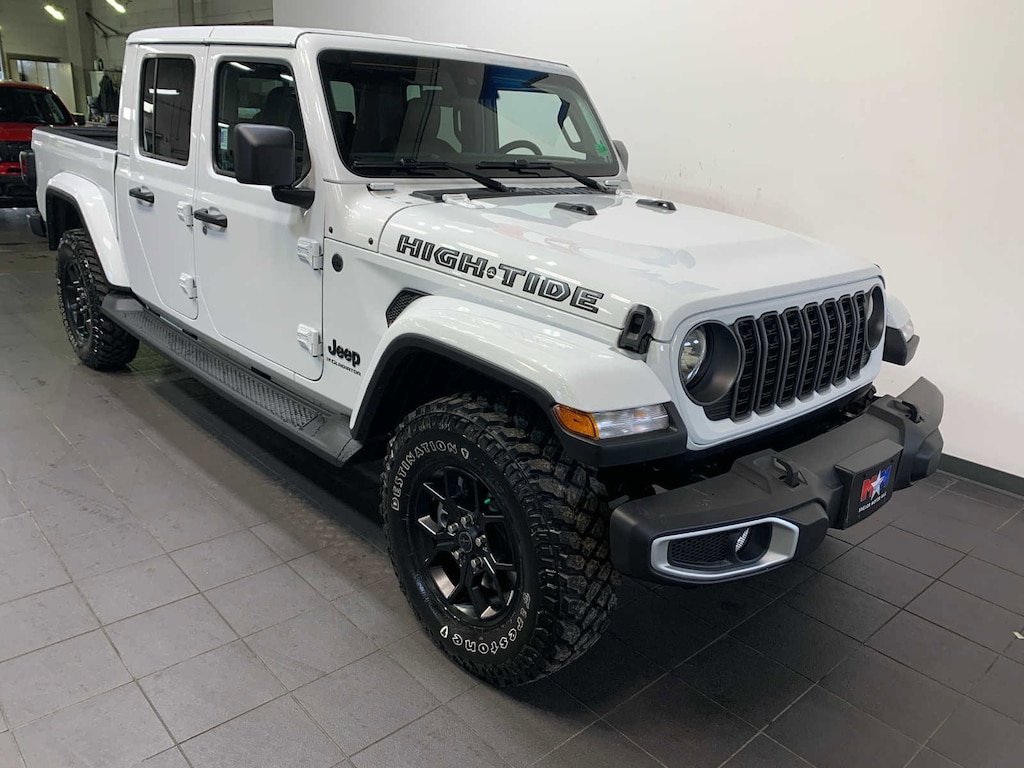 New 2025 Jeep Gladiator High Tide Pickup