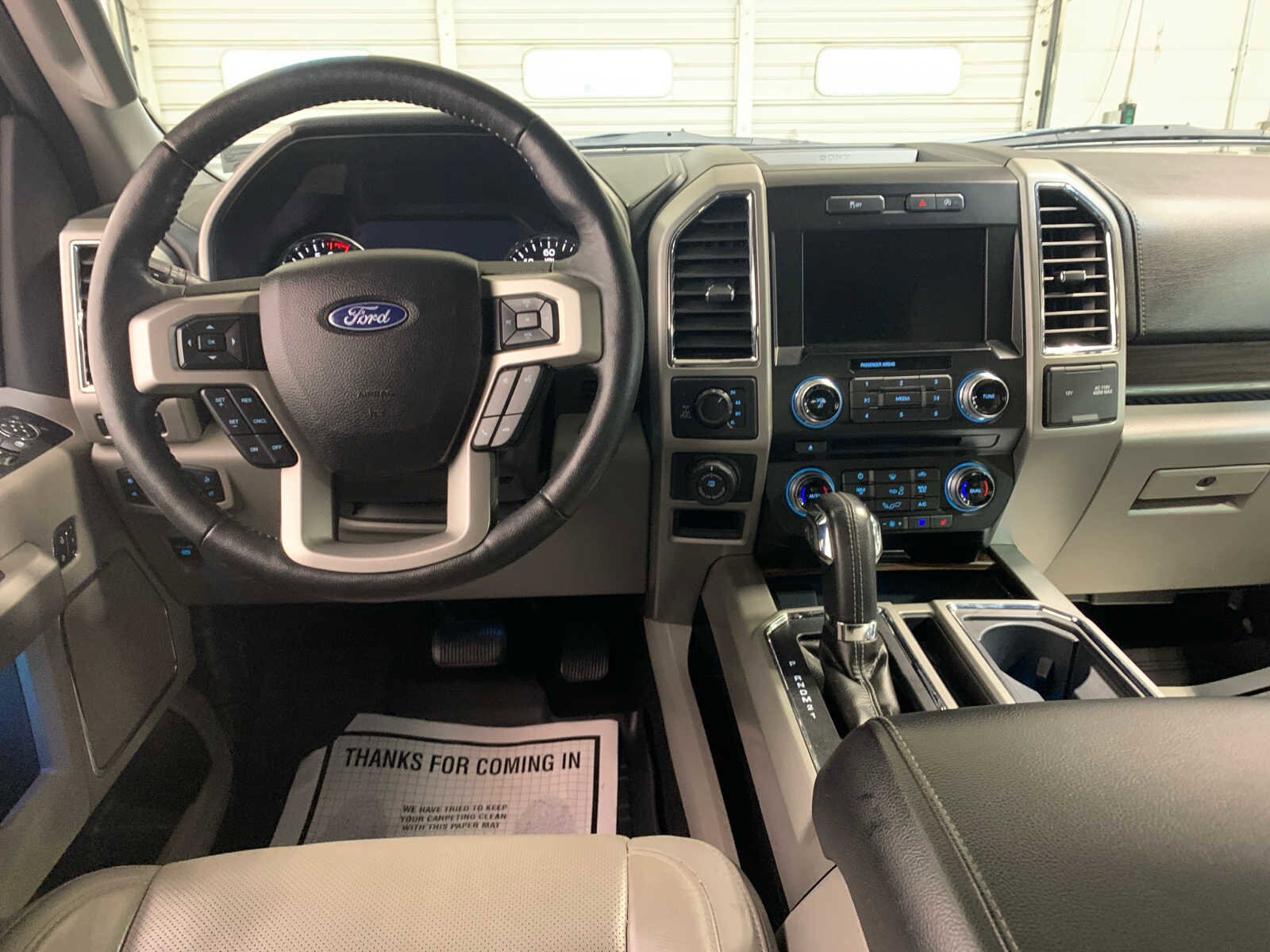 2017 Ford F-150 Lariat photo 4