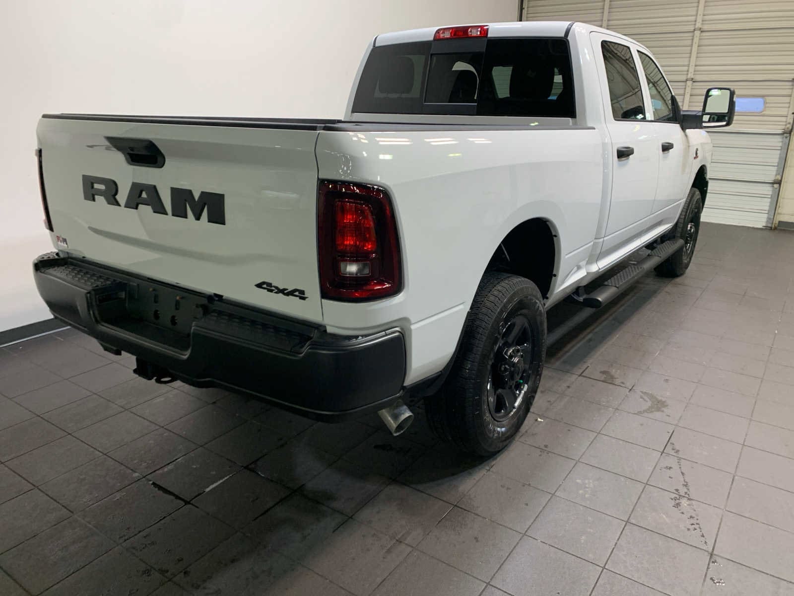 2026 RAM 2500 Tradesman - Photo 5