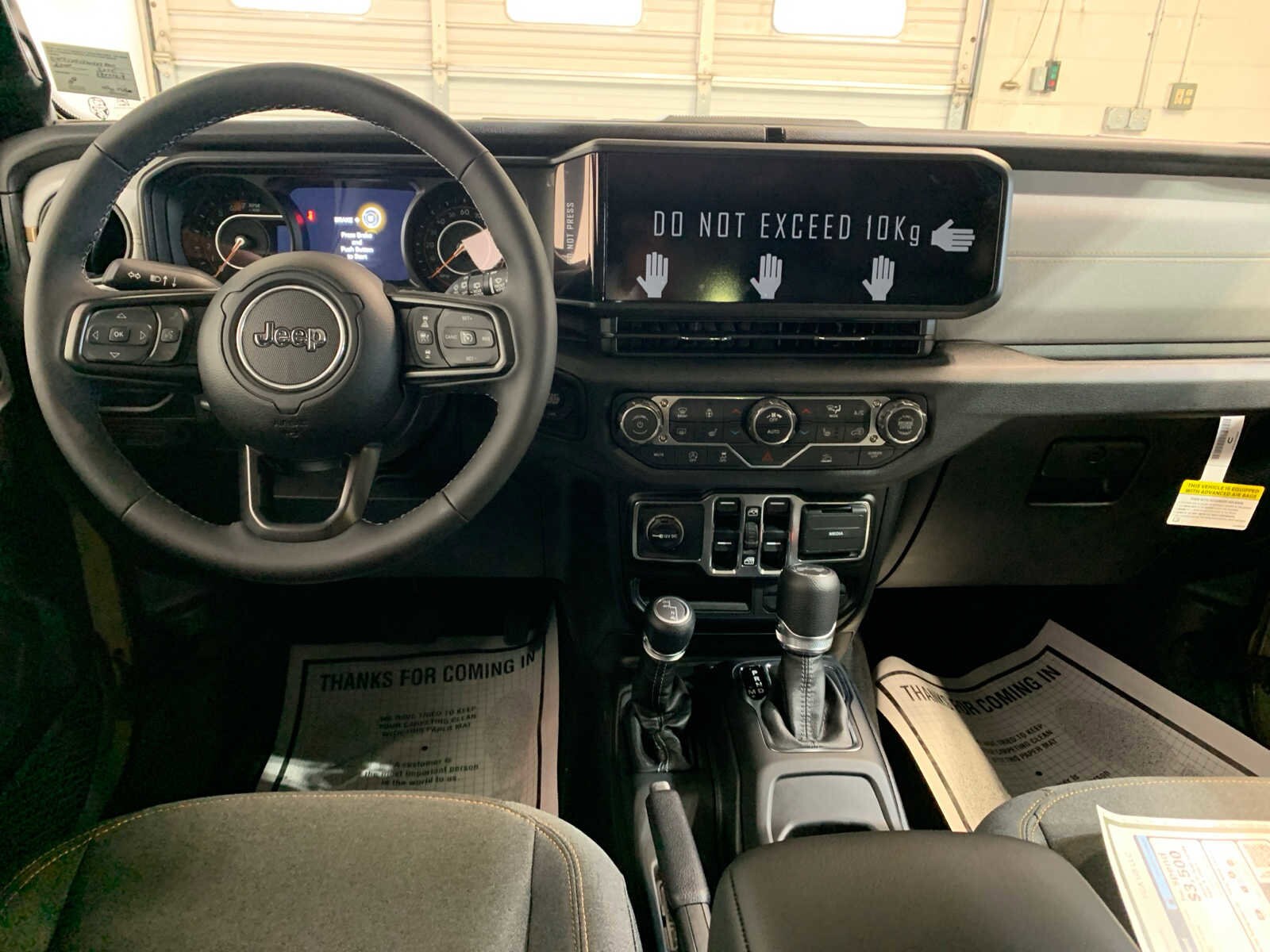 2025 Jeep Wrangler Sport S photo 4