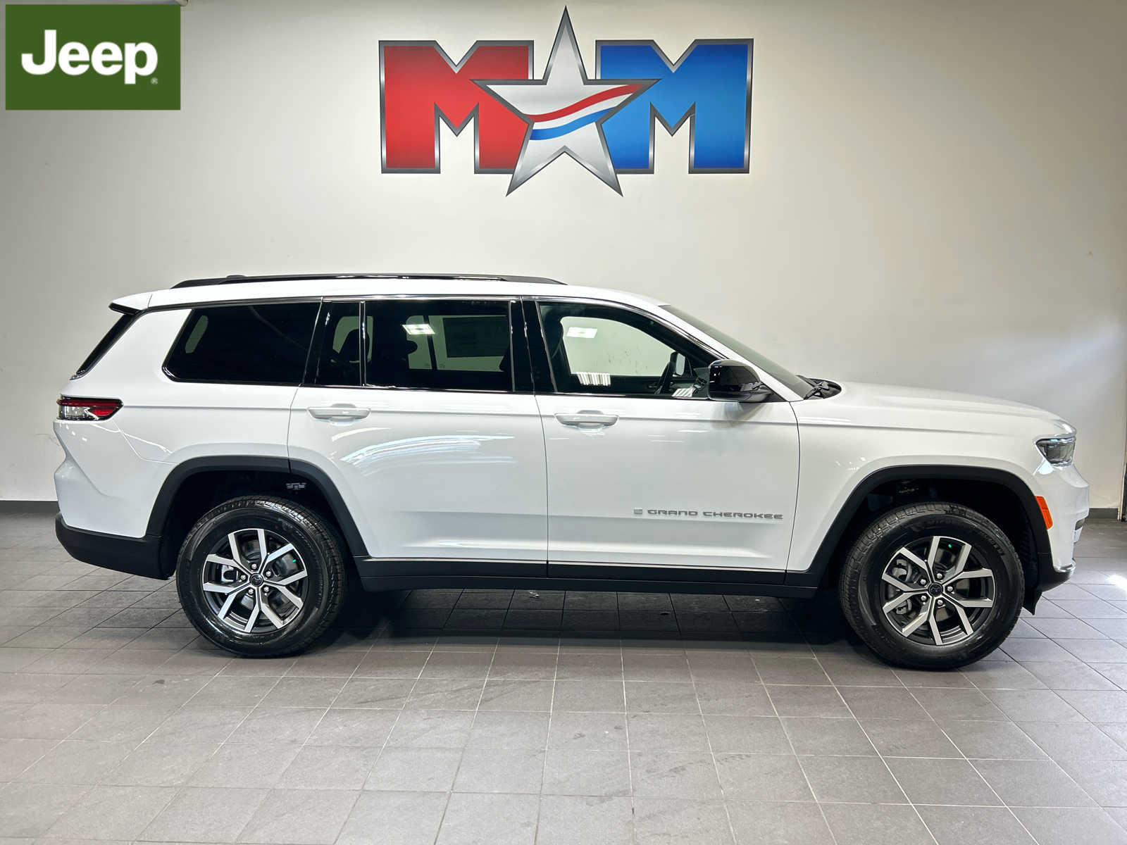 2027 Jeep Grand Cherokee L