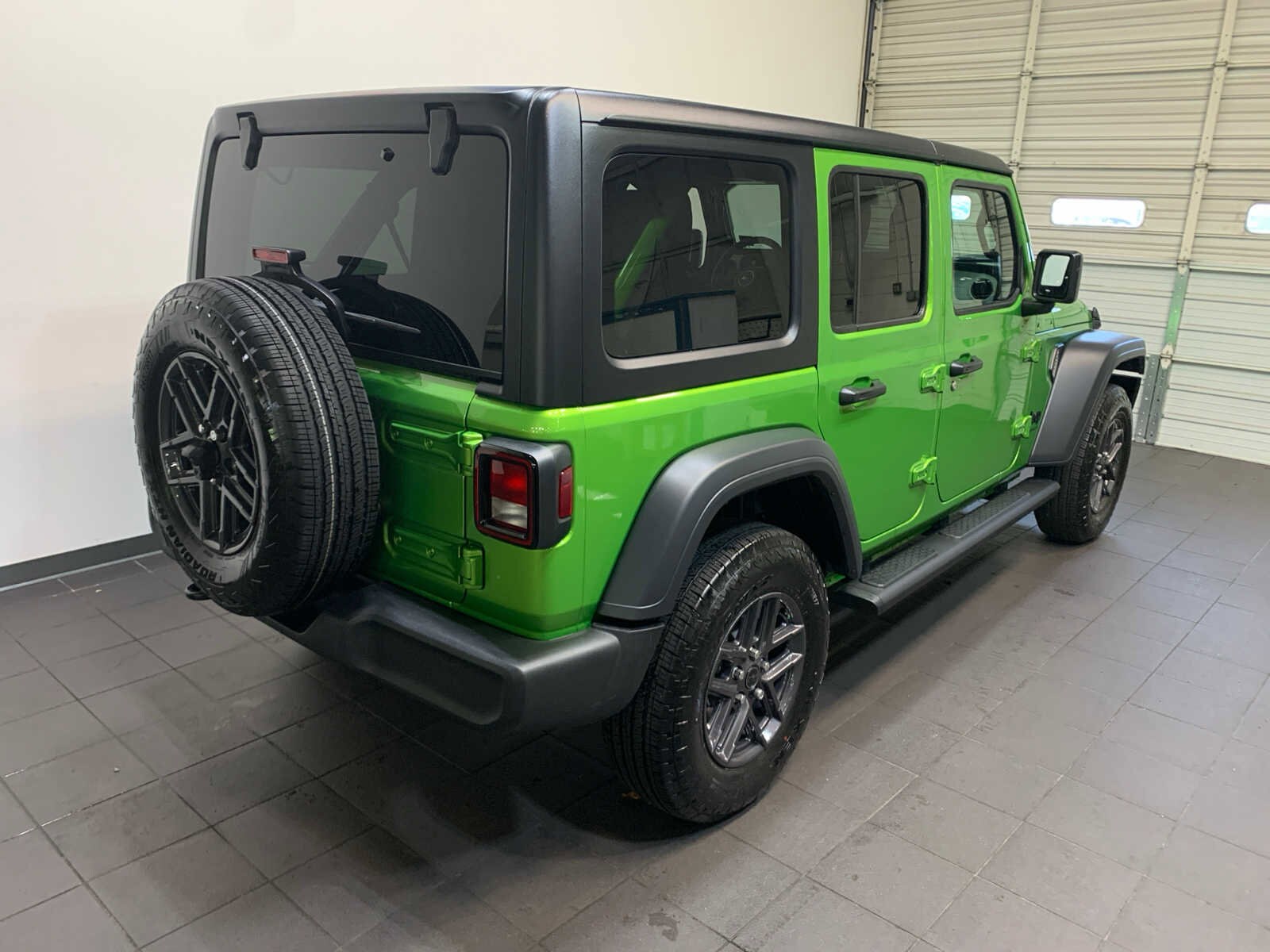 2025 Jeep Wrangler Sport S photo 3