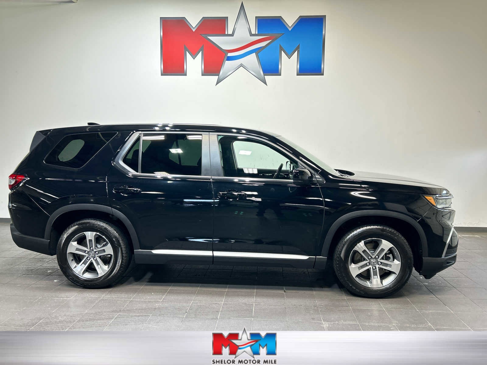 2025 Honda Pilot EX-L AWD's photo