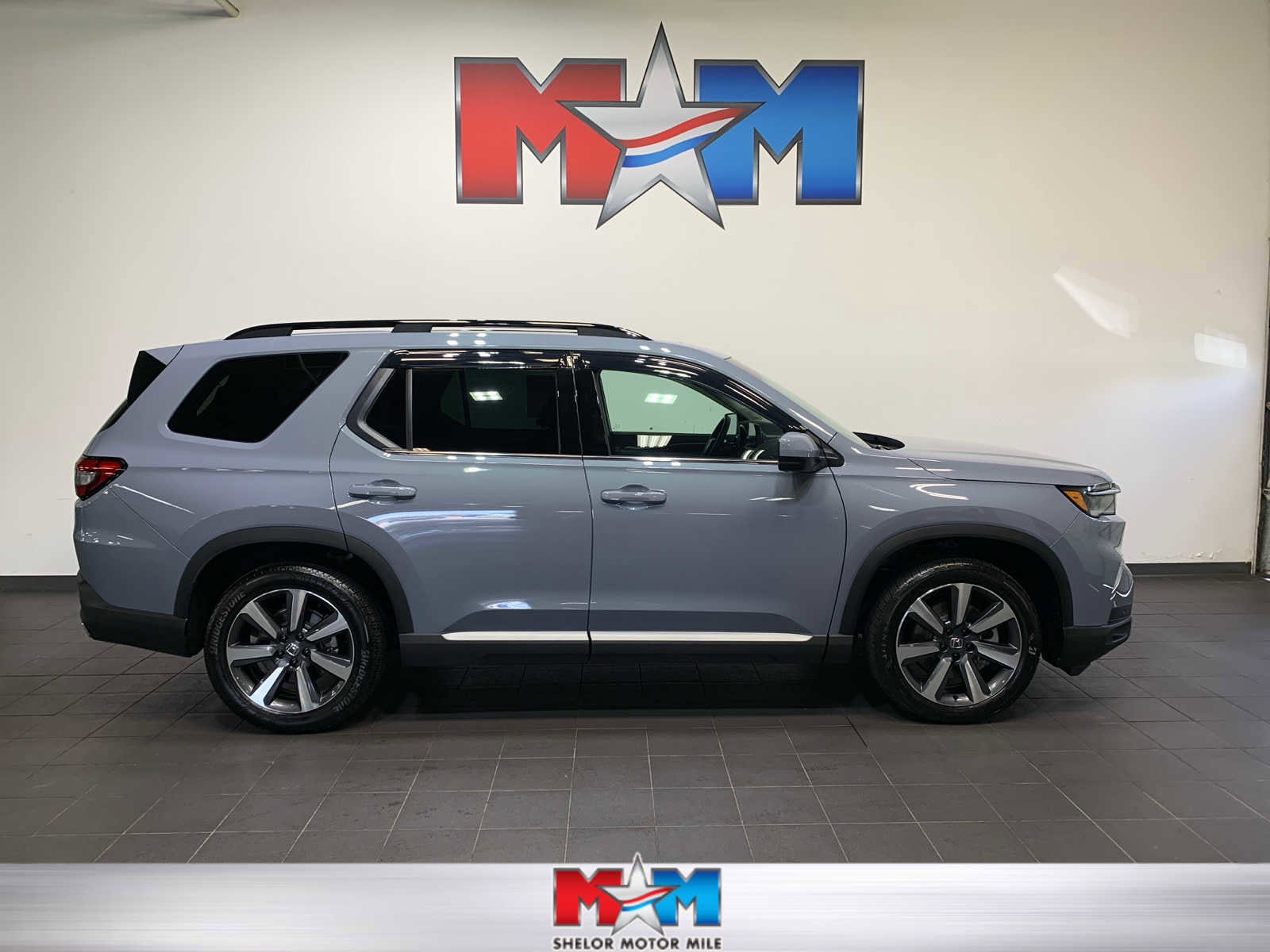 2025 Honda Pilot Touring's photo