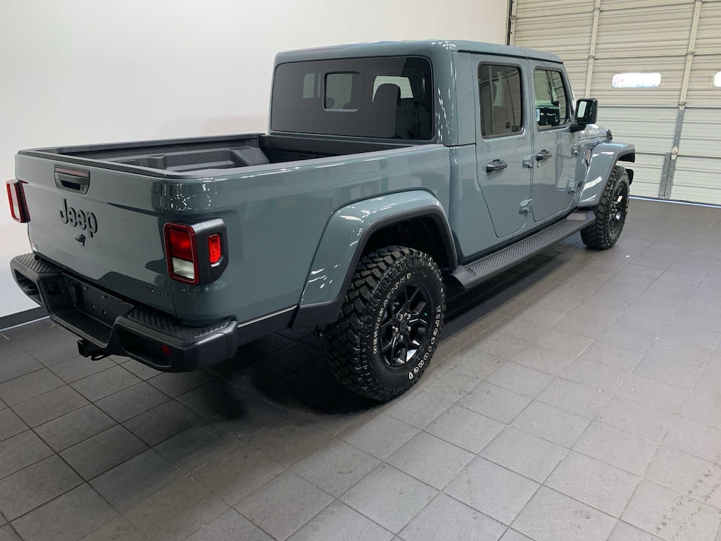 New 2025 Jeep Gladiator High Tide Pickup
