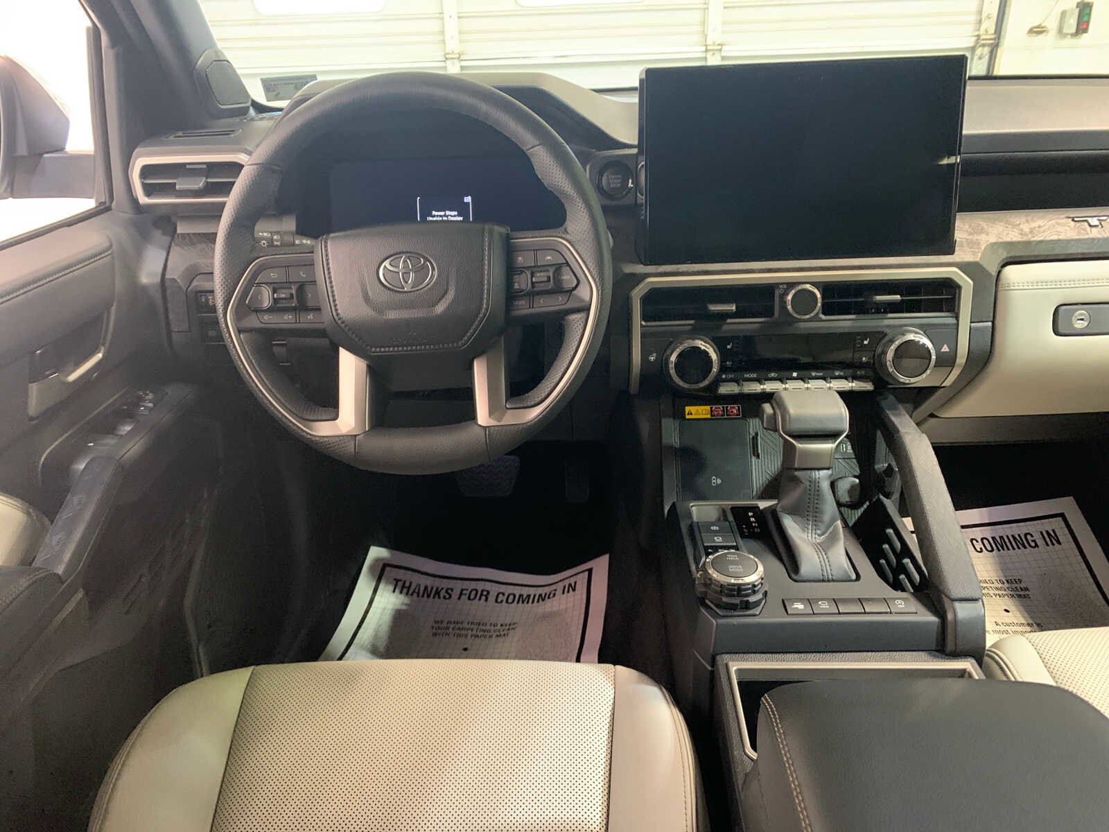 2024 Toyota Tacoma Limited Double Cab photo 4