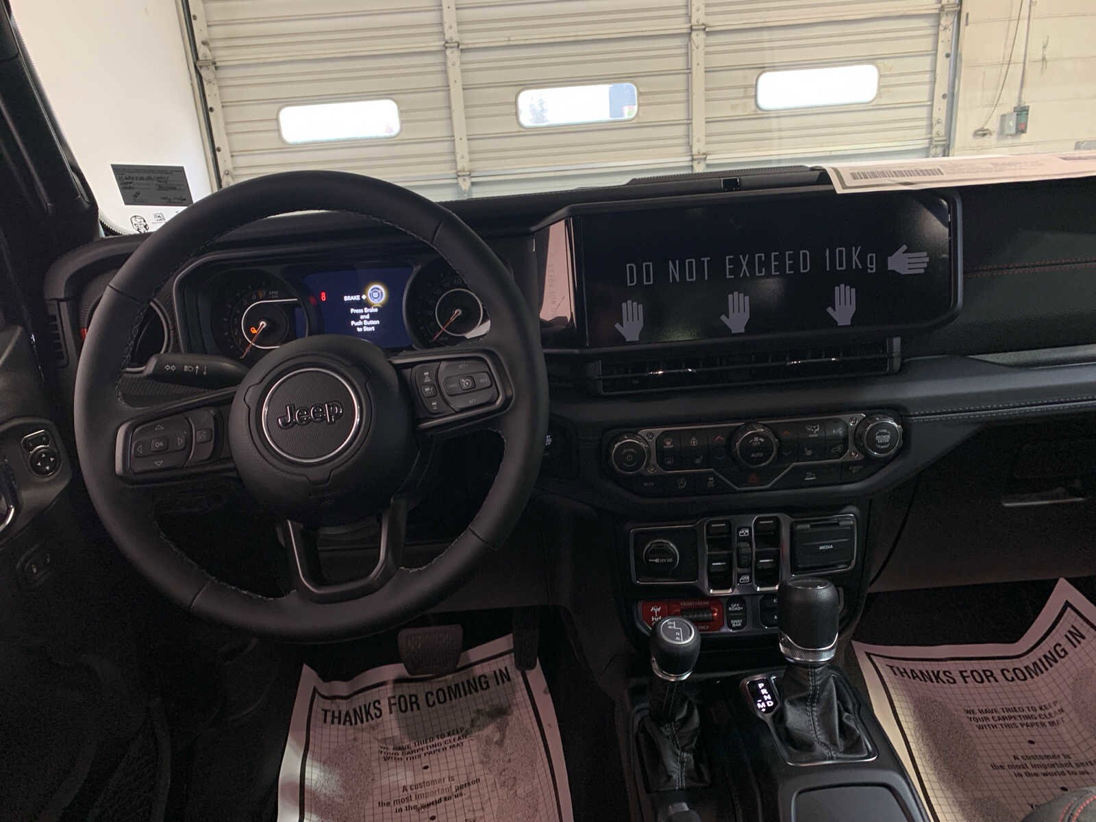 2025 Jeep Gladiator Rubicon photo 3