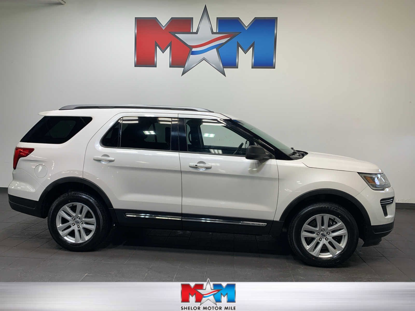 2019 Ford Explorer XLT's photo