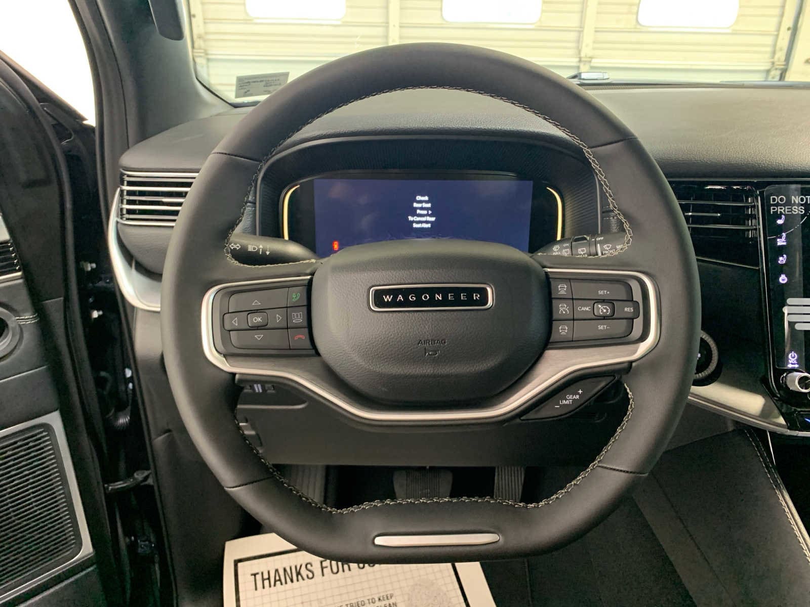 2025 Jeep Wagoneer Series II - Photo 19