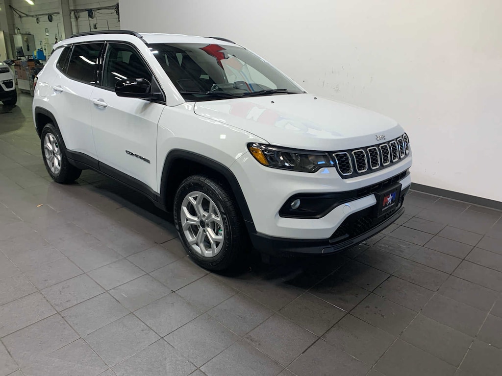 New 2026 Jeep Compass Latitude Sport Utility