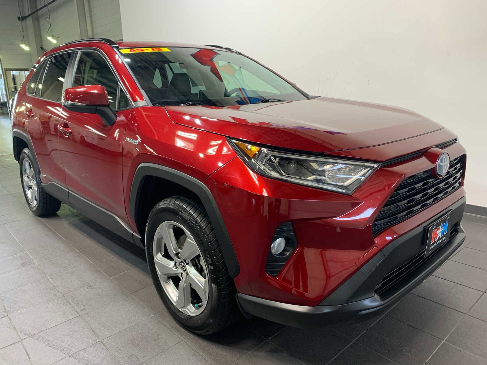 2021 Toyota RAV4 Hybrid XLE Premium photo 2