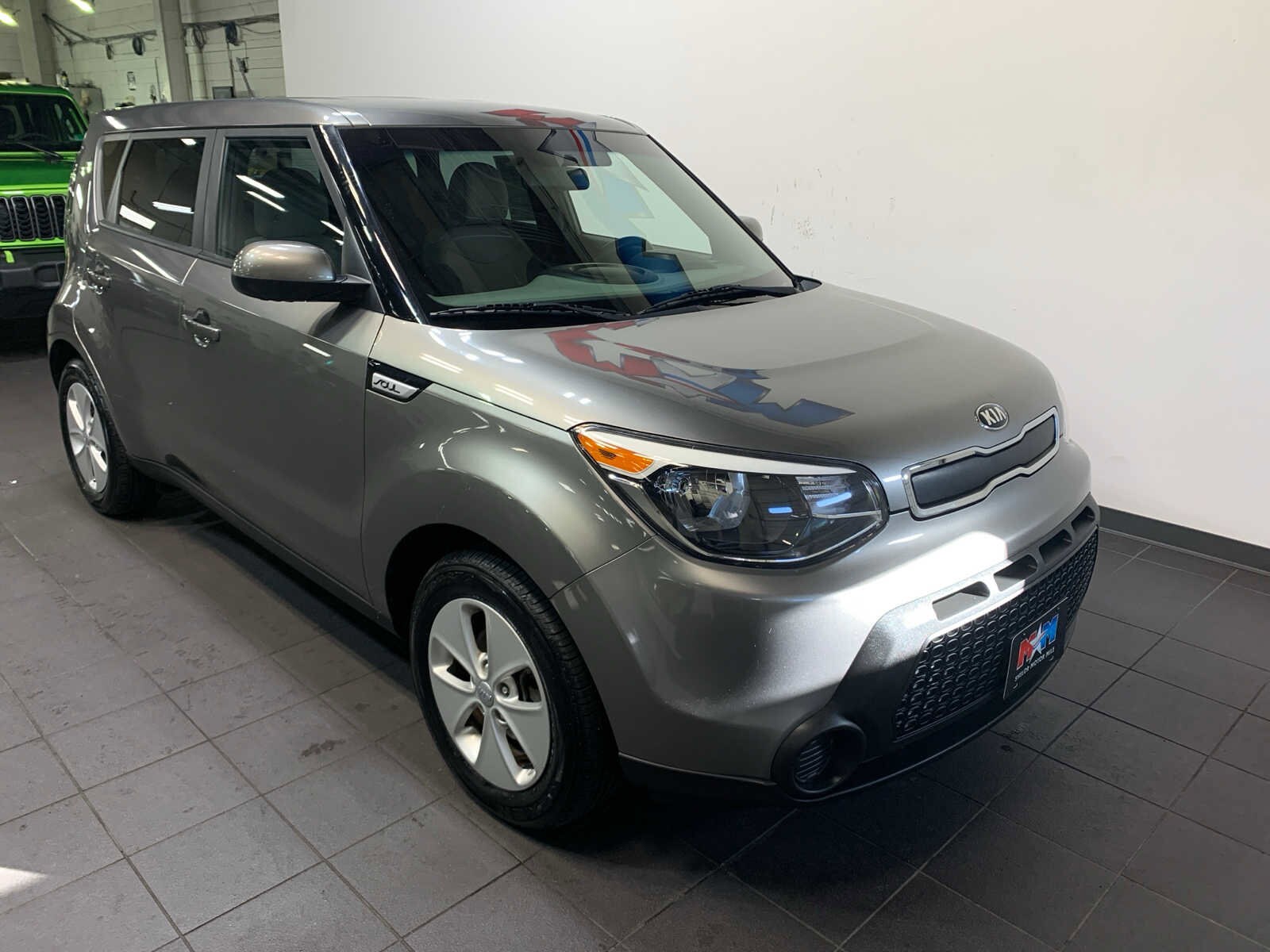 Used 2016 Kia Soul Base with VIN KNDJN2A28G7401671 for sale in Christiansburg, VA