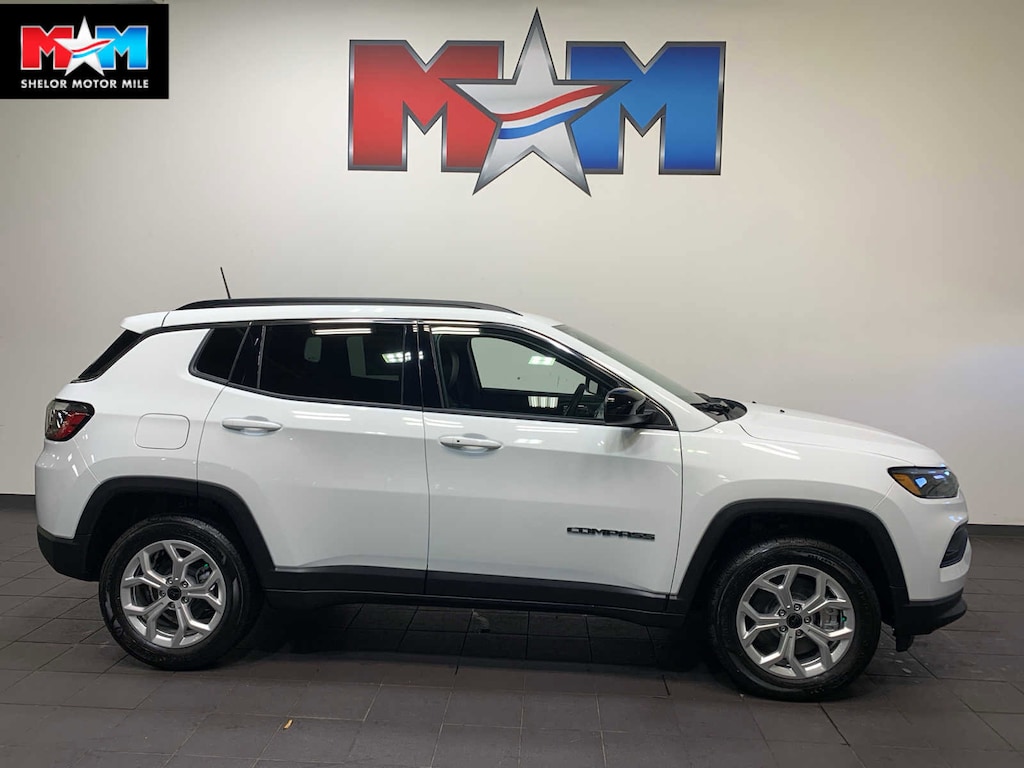 New 2026 Jeep Compass Latitude Sport Utility