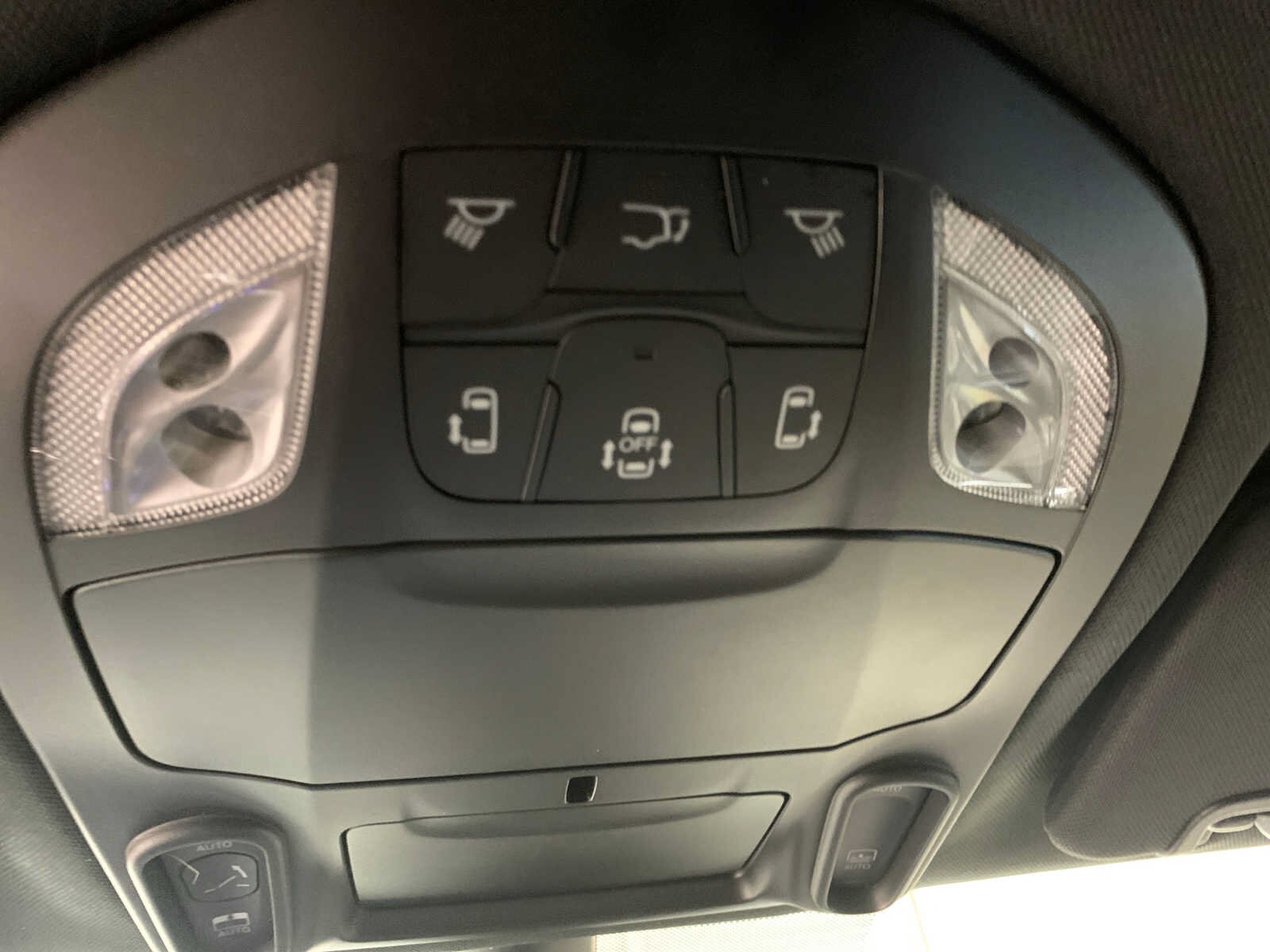 2026 Chrysler Pacifica Limited - Photo 15