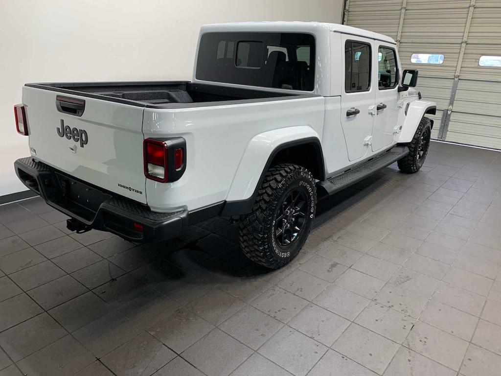 New 2025 Jeep Gladiator High Tide Pickup