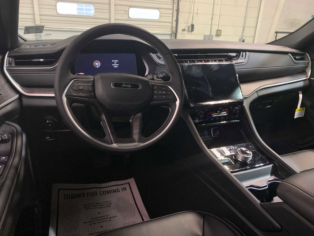 New 2025 Jeep Grand Cherokee Limited Sport Utility