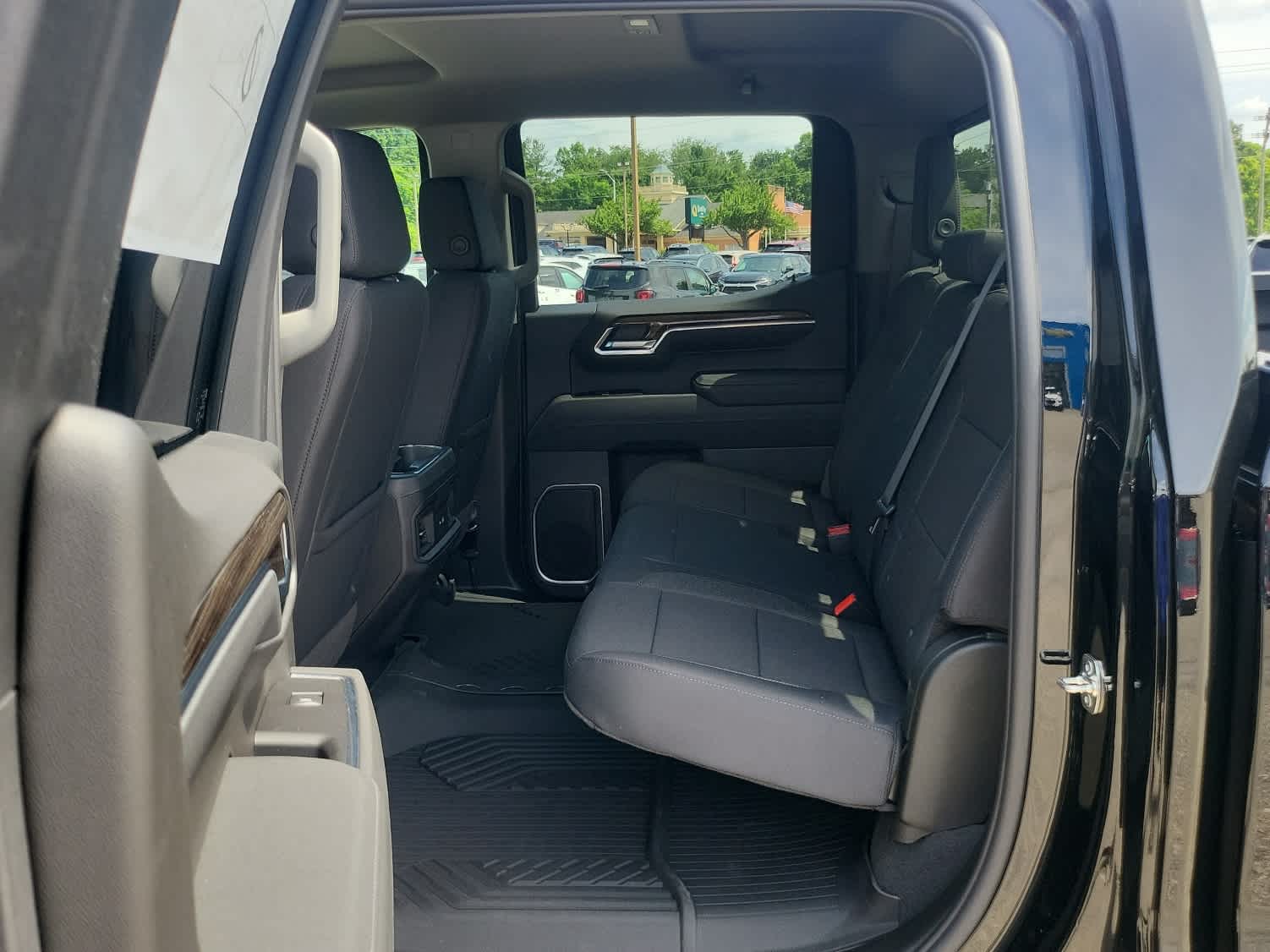 2026 Chevrolet Silverado 1500 LT - Photo 7