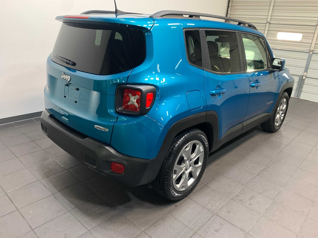 Used 2019 Jeep Renegade Latitude FWD SUV