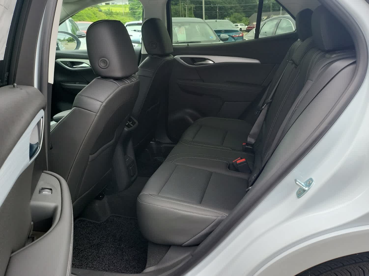 2026 Buick Envision Avenir - Photo 6