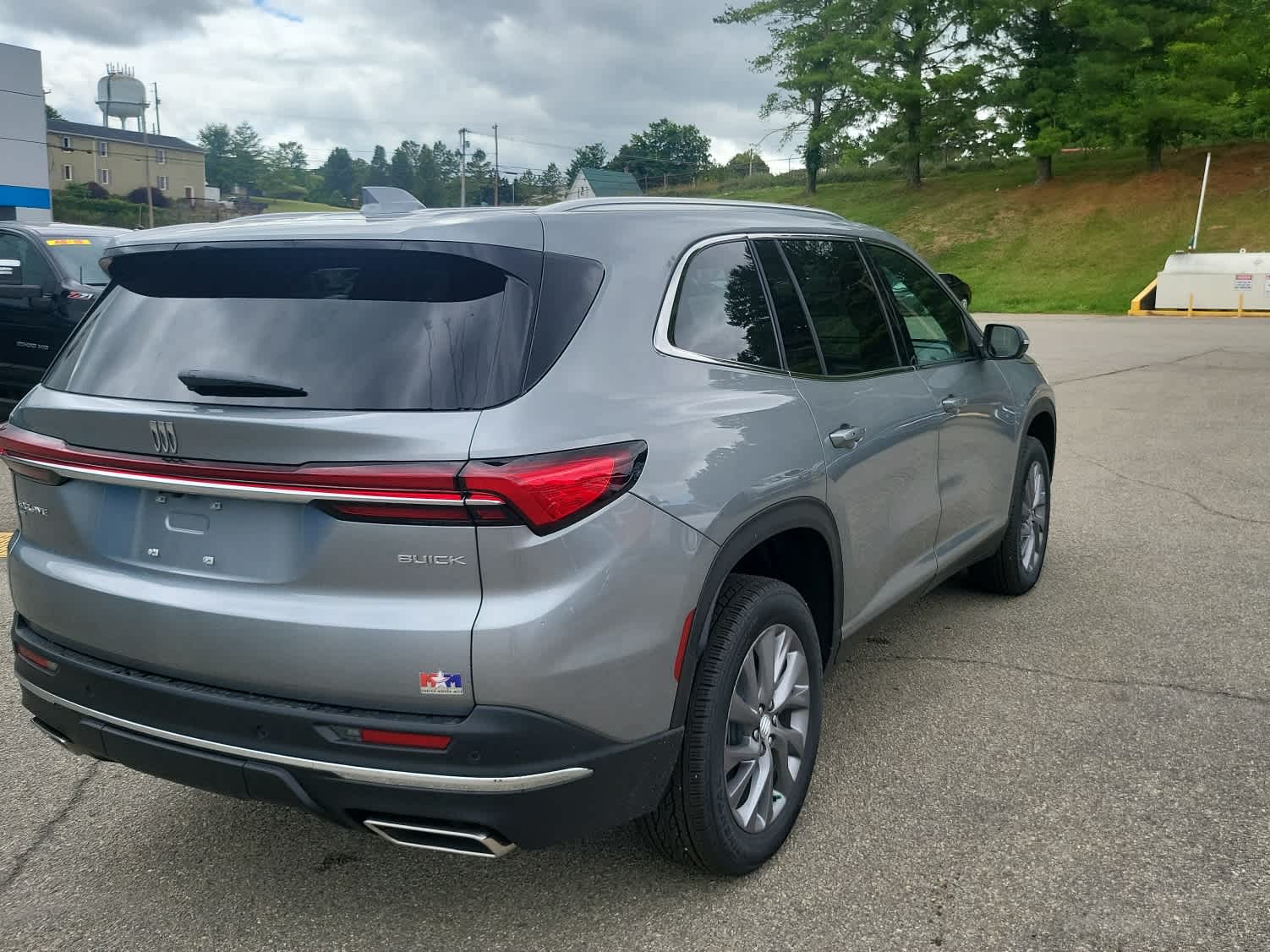 2026 Buick Enclave Preferred - Photo 3