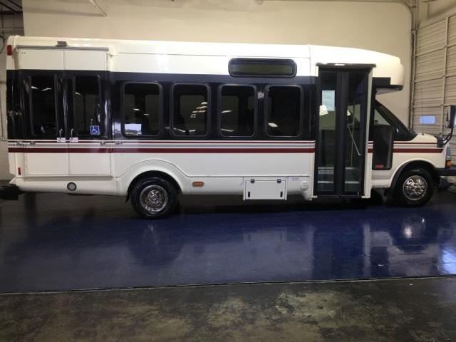 2012 chevrolet express cutaway