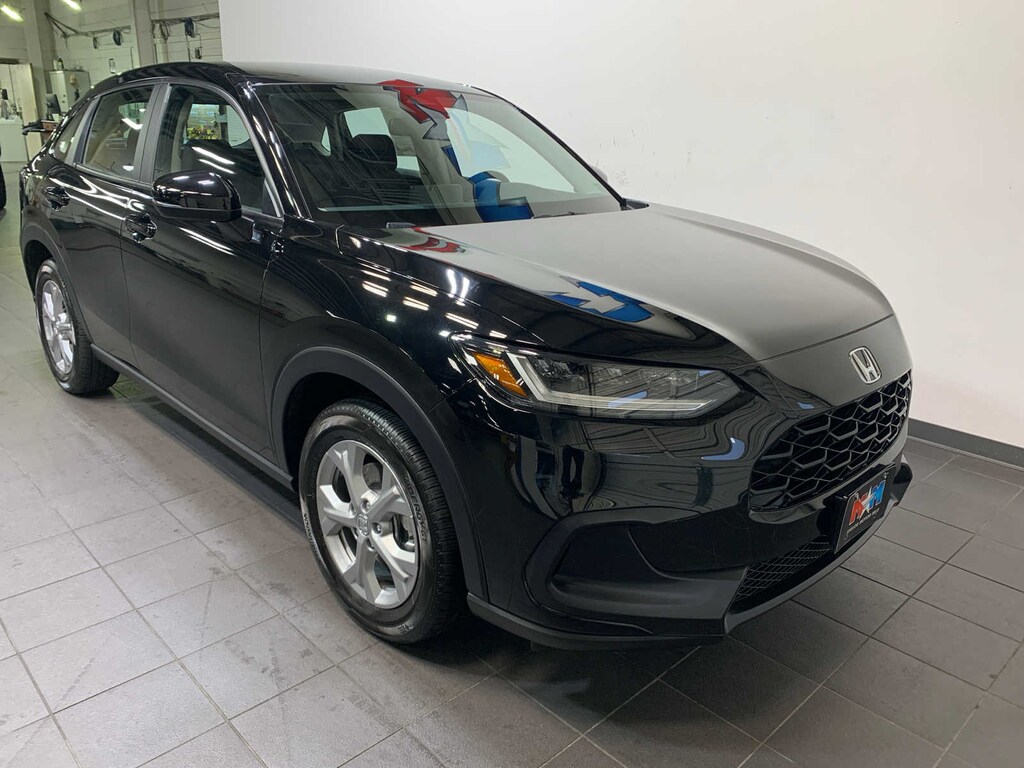 Used 2025 Honda HR-V LX SUV