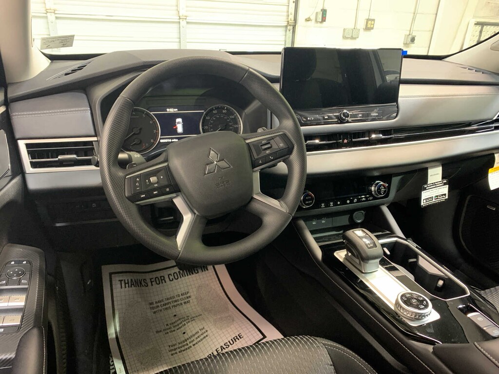 New 2026 Mitsubishi Outlander ES SUV