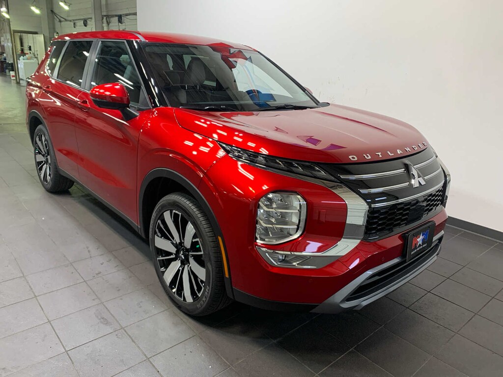 New 2025 Mitsubishi Outlander SE SUV