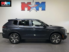 2025 Mitsubishi Outlander SE SUV