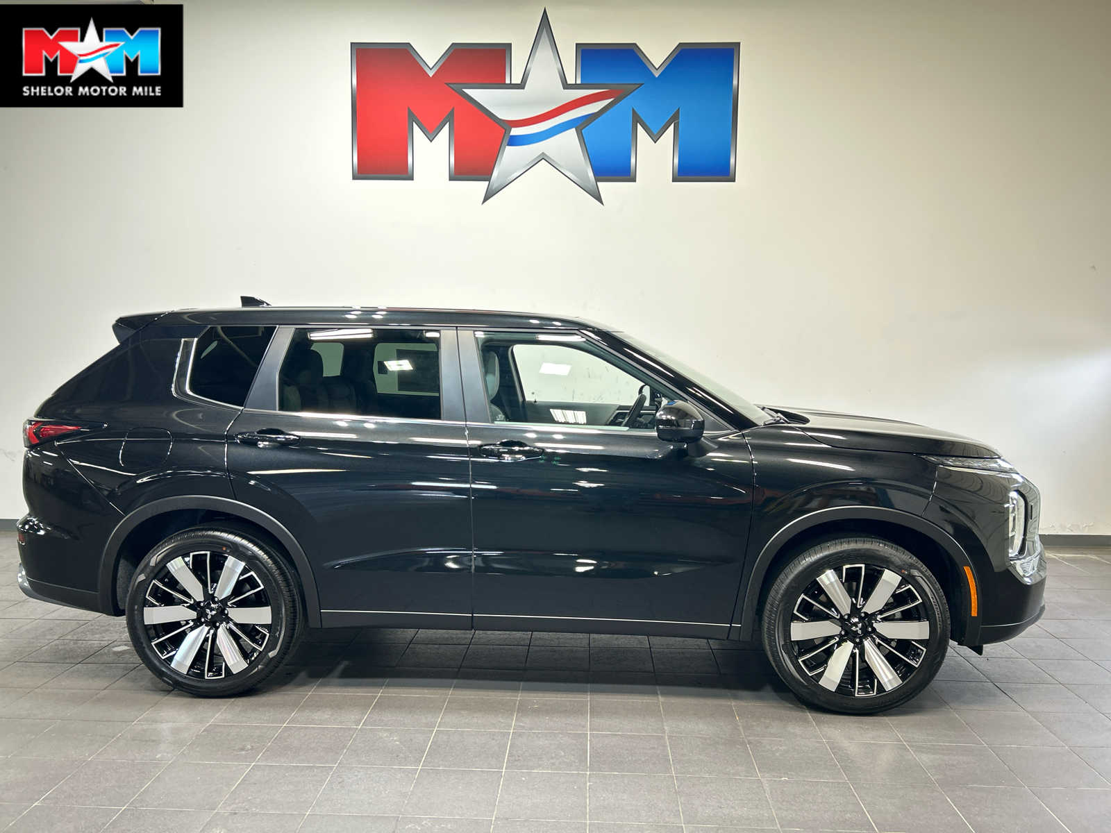 2026 Mitsubishi Outlander SE S-AWC's photo