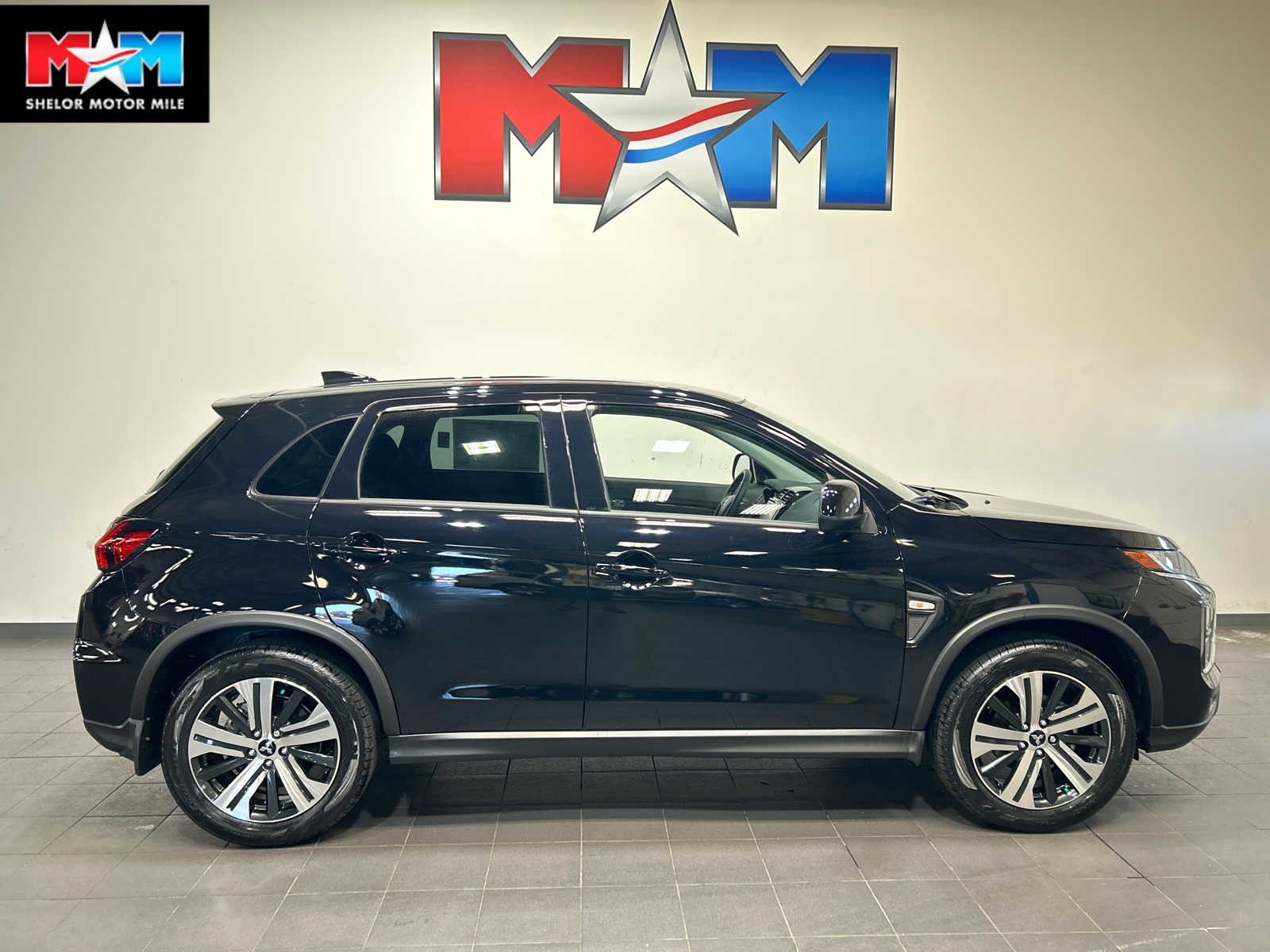 2027 Mitsubishi Outlander Sport ES
