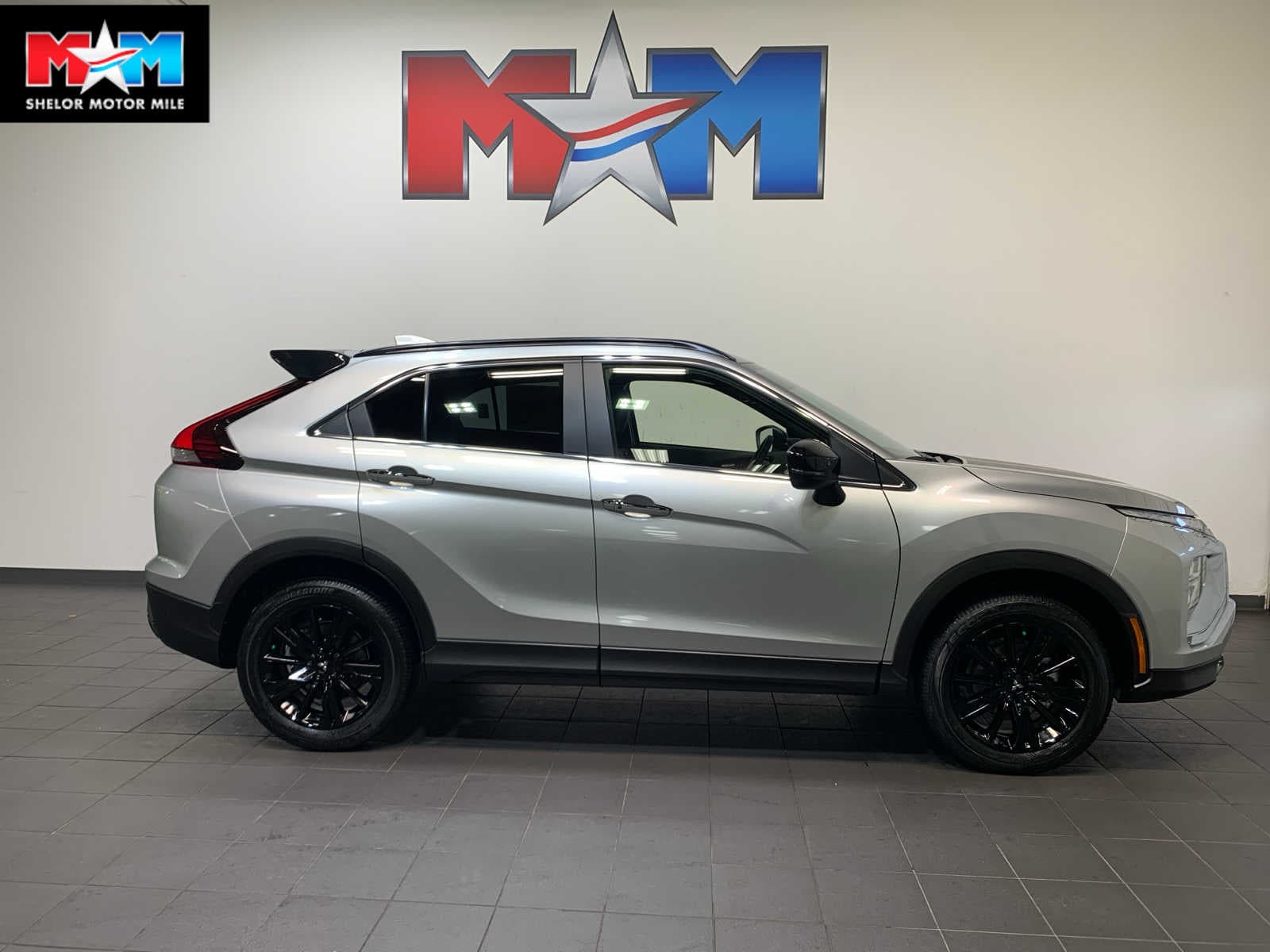 2026 Mitsubishi Eclipse Cross Black Edition's photo
