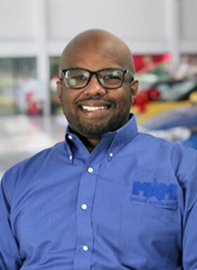 Staff member Daniel Paige from ID_8cdc77