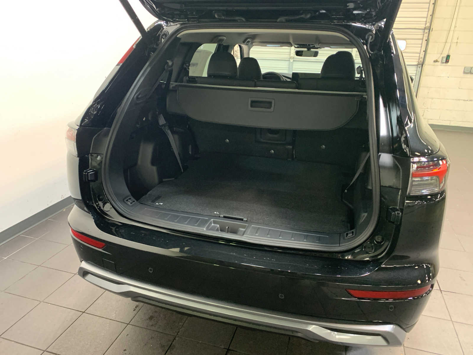 2026 Mitsubishi Outlander SE - Photo 10