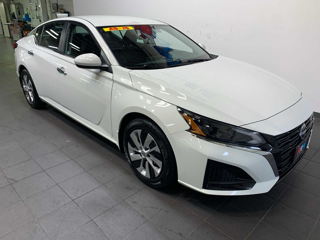 Used 2023 Nissan Altima 2.5 S Sedan