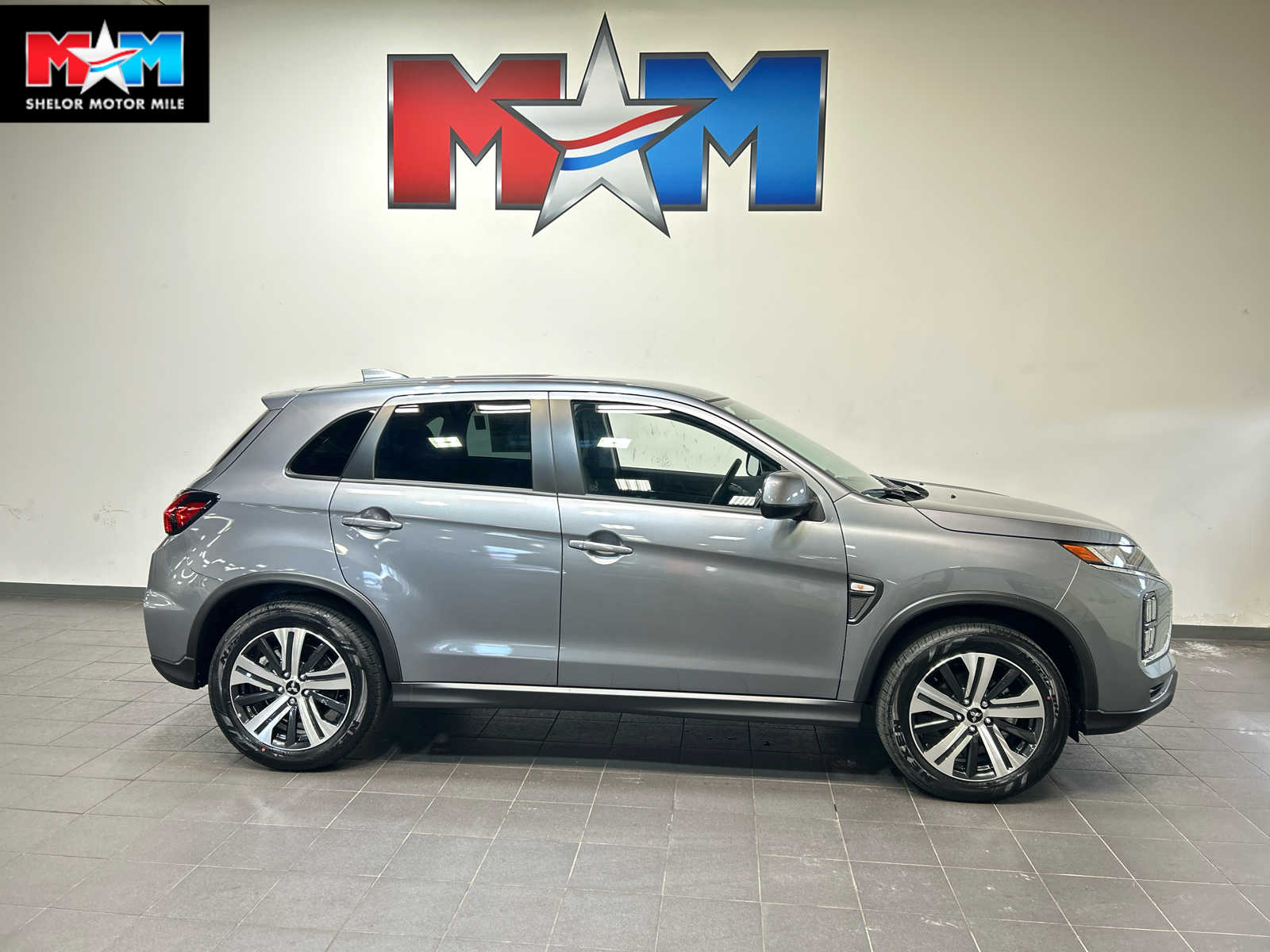 2027 Mitsubishi Outlander Sport ES