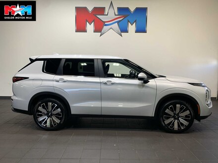2026 Mitsubishi Outlander SE SUV