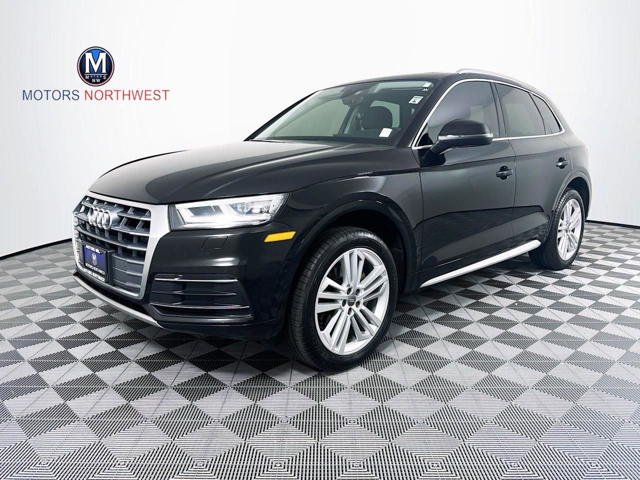 2019 Audi Q5 2.0T quattro S tronic Premium Plus's photo