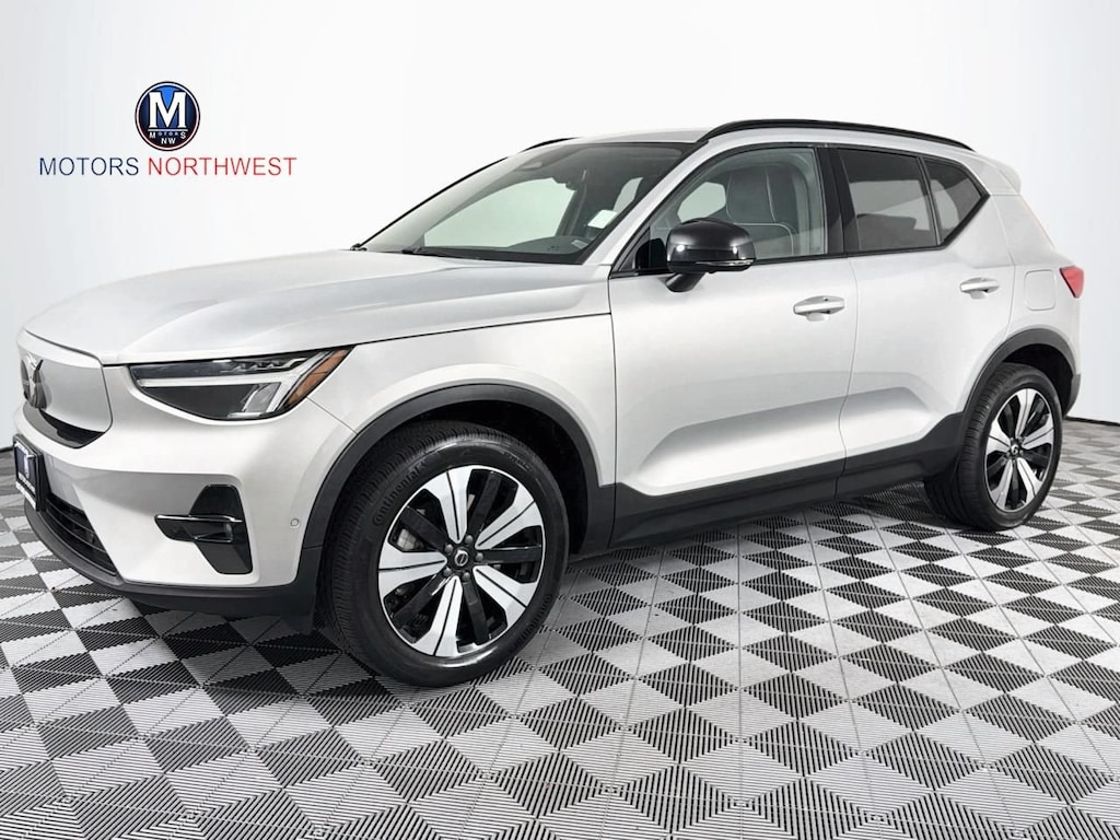 Used 2023 Volvo XC40 Recharge Pure Electric Plus SUV