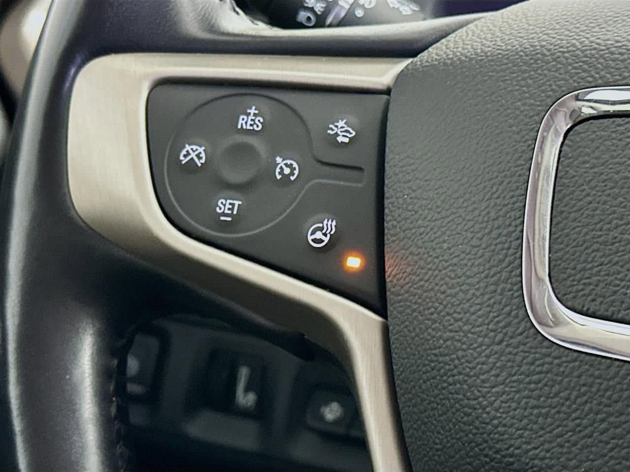 2021 GMC Acadia Denali - Photo 20