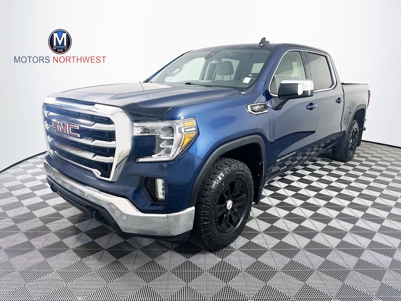 2022 GMC Sierra SLE 4WD Crew Cab Short Box's photo