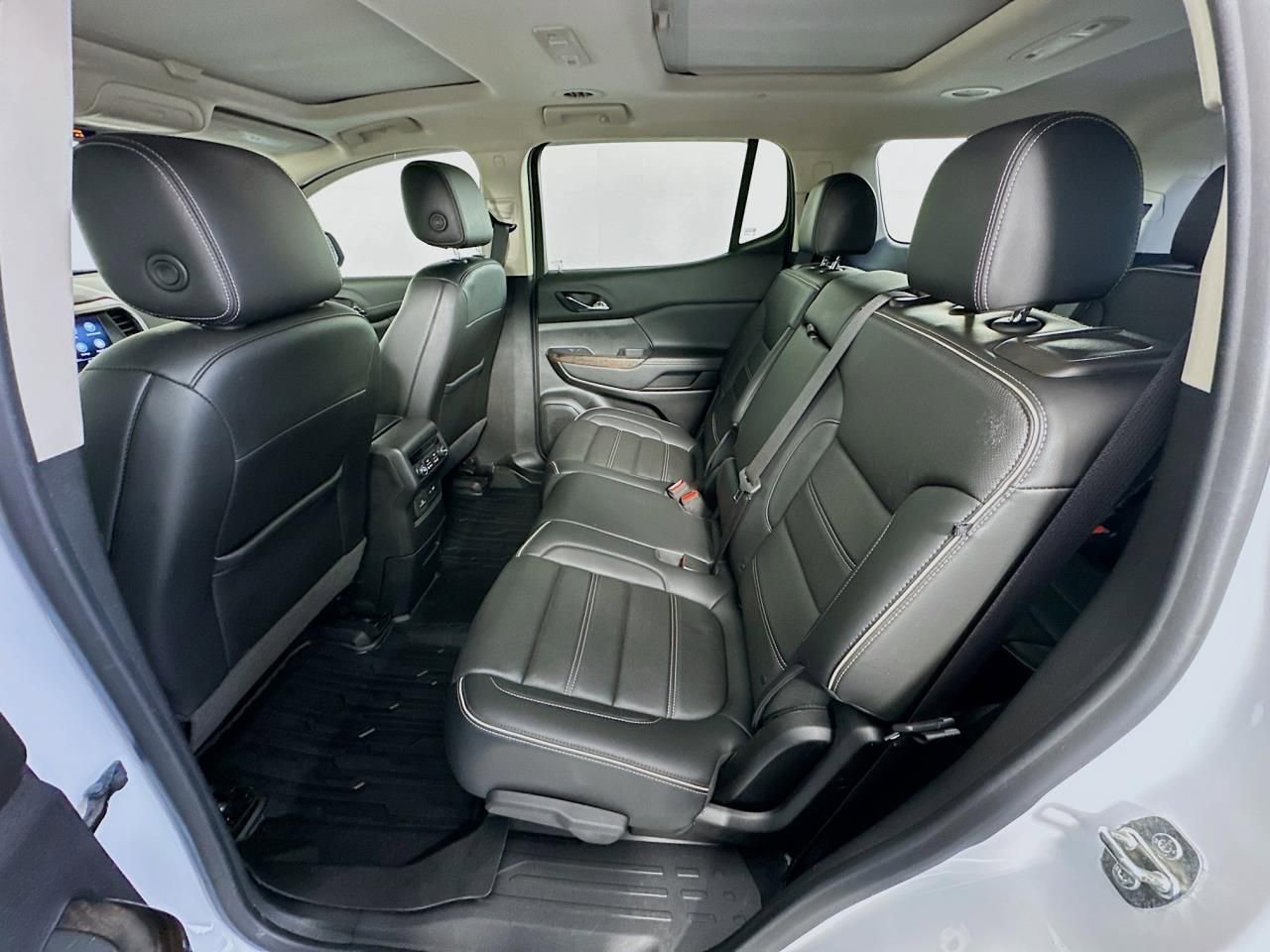 2021 GMC Acadia Denali - Photo 43