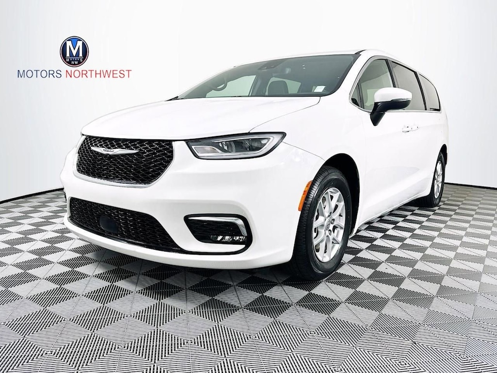 Used 2023 Chrysler Pacifica Touring Van Passenger Van