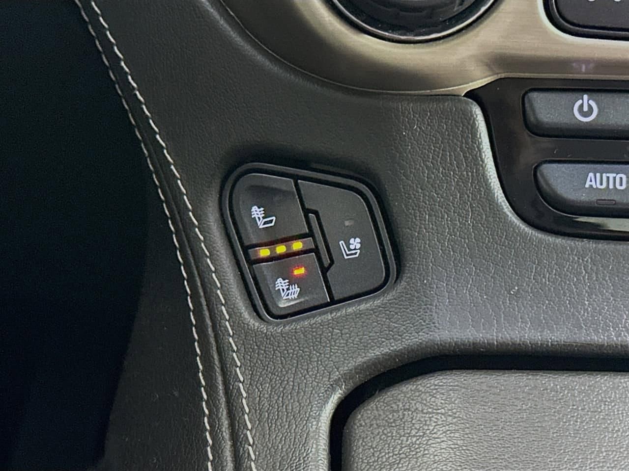 2019 GMC Yukon Denali - Photo 18