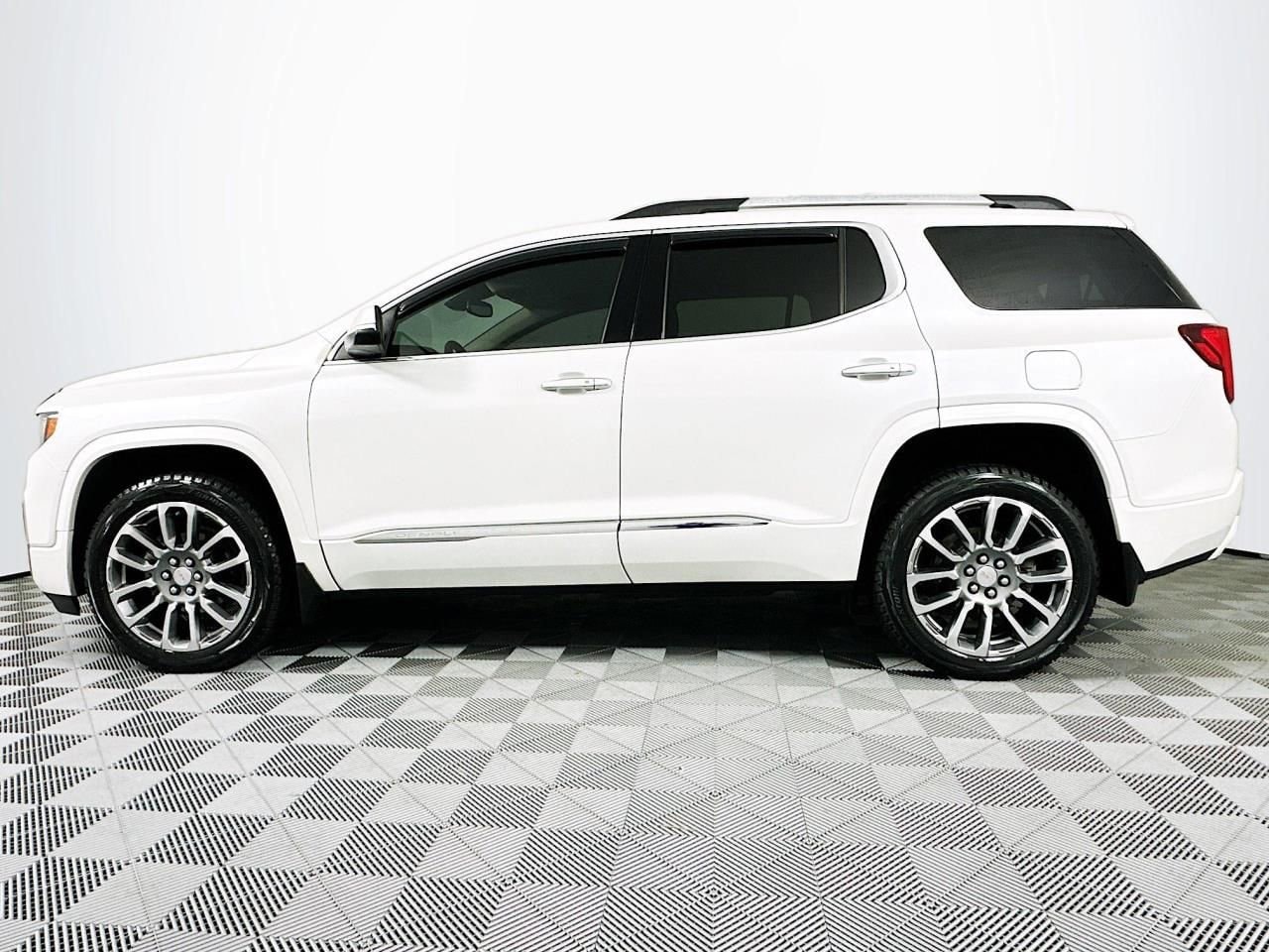 2021 GMC Acadia Denali - Photo 7