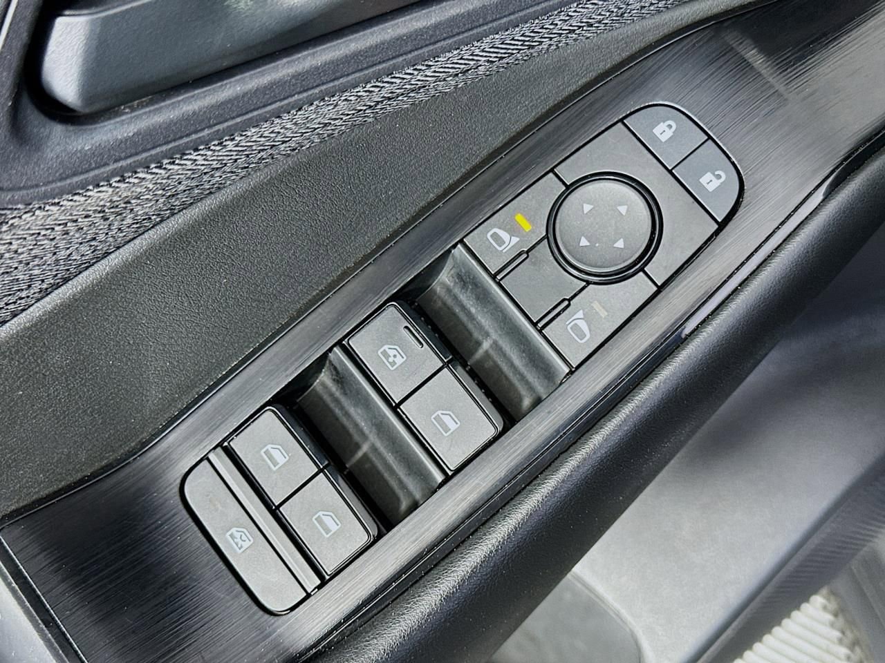 2023 Nissan Rogue S - Photo 20
