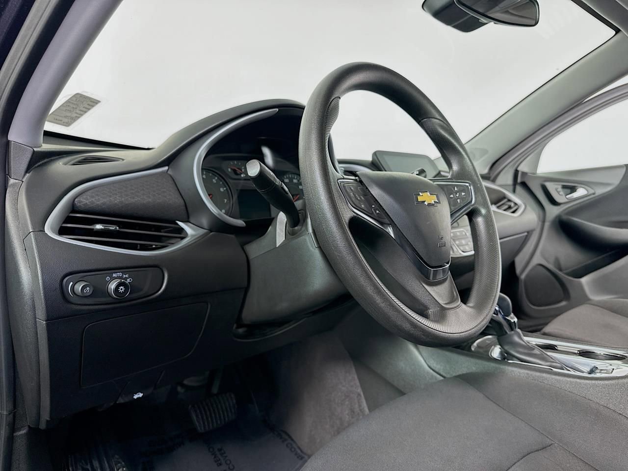 2023 Chevrolet Malibu 1LT - Photo 32