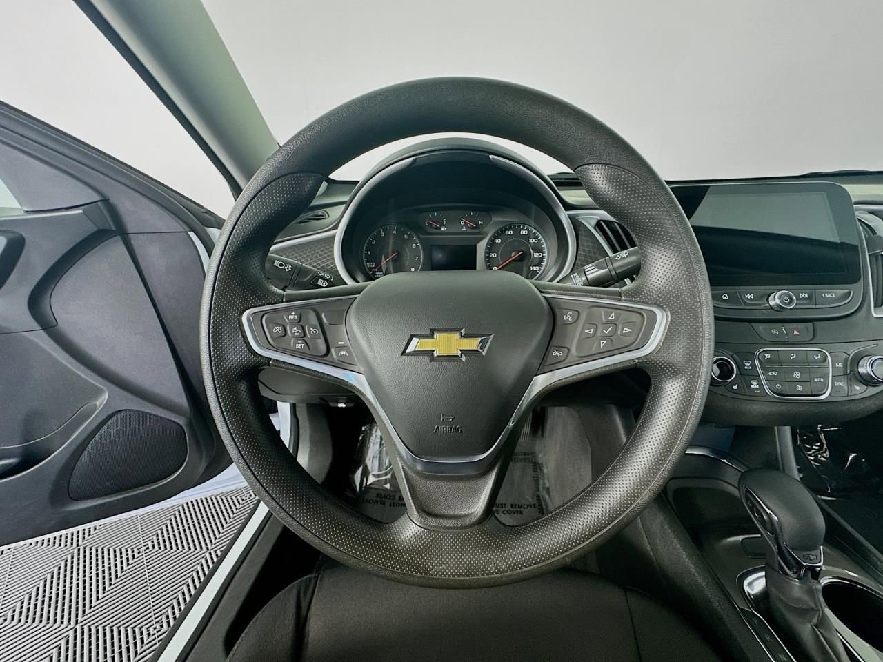 2023 Chevrolet Malibu 1LT - Photo 34