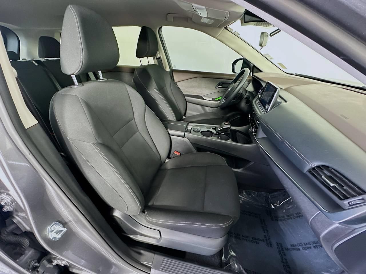2023 Nissan Rogue S - Photo 32