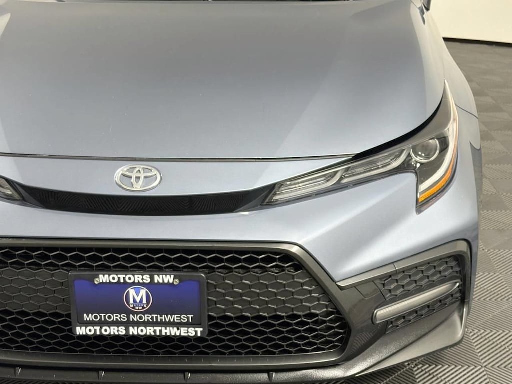 Used 2020 Toyota Corolla SE Sedan